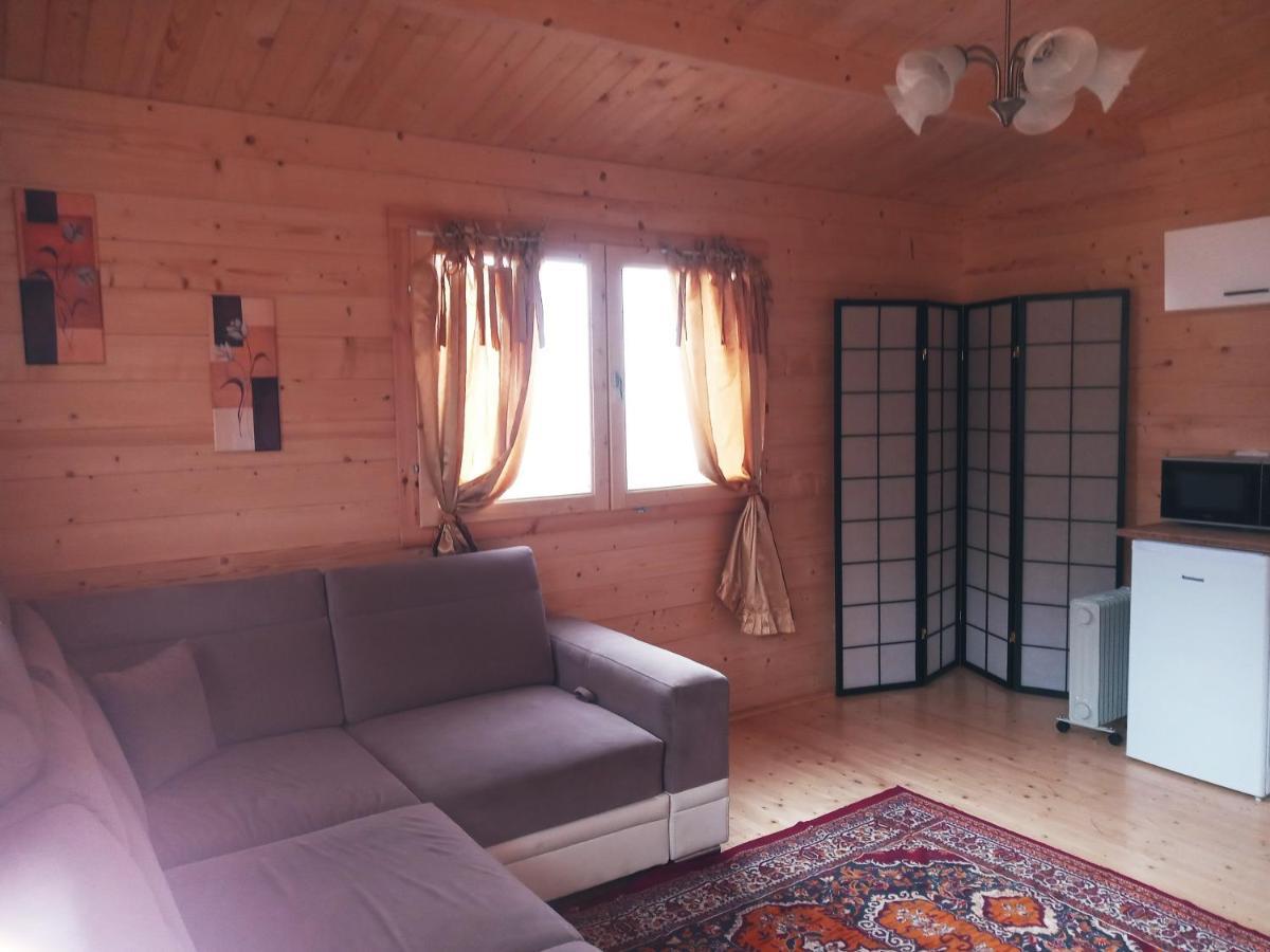 Domek Letniskowy Jolcia Ujazdowo Extérieur photo